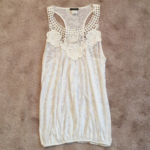 White tank